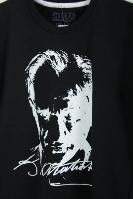 Erkek Çocuk Siyah Bisiklet Yaka Atatürk Baskılı Kısa Kollu Unisex T-Shirt - 26847 - 2