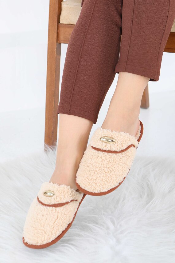 Kadın Bej Tokalı Peluş Ev Terliği - 27912-BEJ - 1