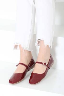 Kadın Bordo Kemerli Rugan Ayakkabı - 27155 - 2
