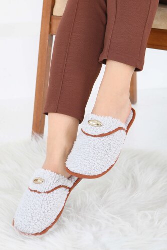 Kadın Gri Tokalı Peluş Ev Terliği - 27912-GRI - 2