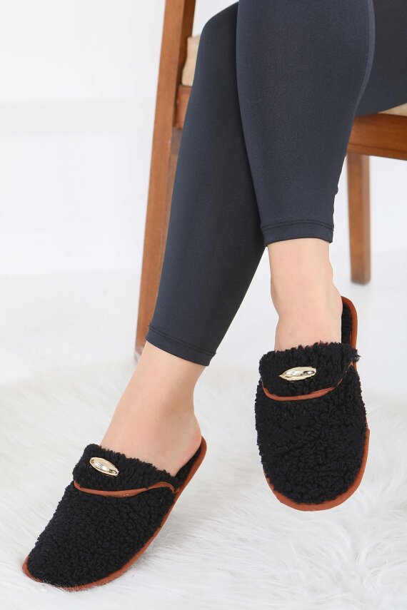 Kadın Siyah Tokalı Peluş Ev Terliği - 27912-SIYAH - 1