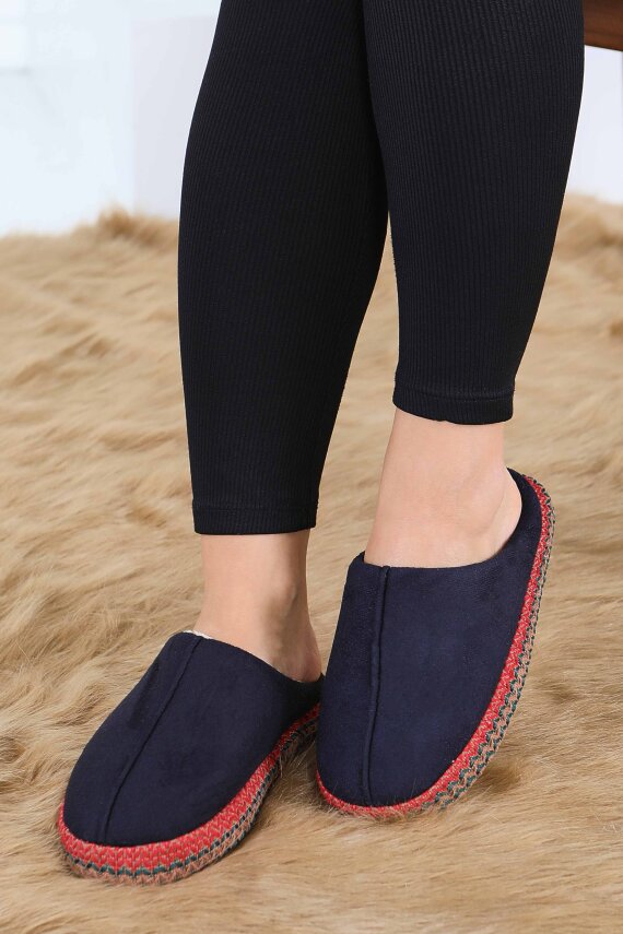 Kadın Siyah Yanları Nakışlı Ev Terliği - 27781-SIYAH - 1