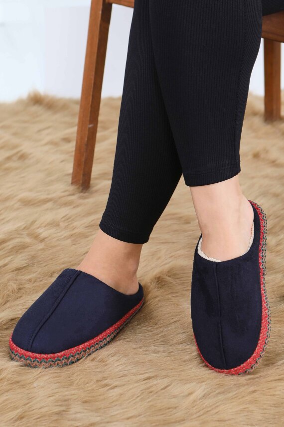 Kadın Siyah Yanları Nakışlı Ev Terliği - 27781-SIYAH - 3