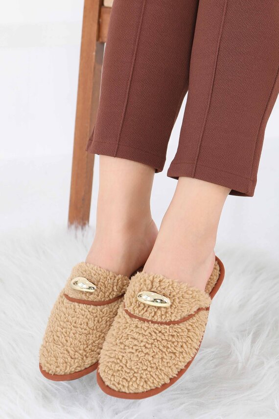 Kadın Vizon Tokalı Peluş Ev Terliği - 27912-VIZON - 2