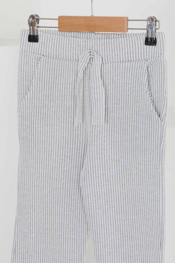 Kız Çocuk Gri Çizgili Cepli Pantolon - 27450 - 2